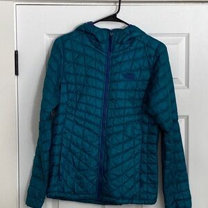 The North Face womens Thermoball Teal Puffer coat